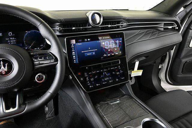 New 2025 Maserati Grecale Modena AWD/4WD image 13