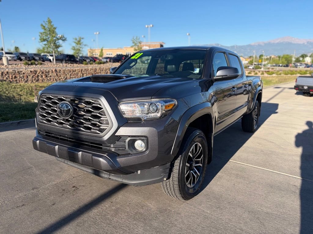 Used 2021 Toyota Tacoma 4x4 Double Cab w/ Tacoma SR5 Package image 5