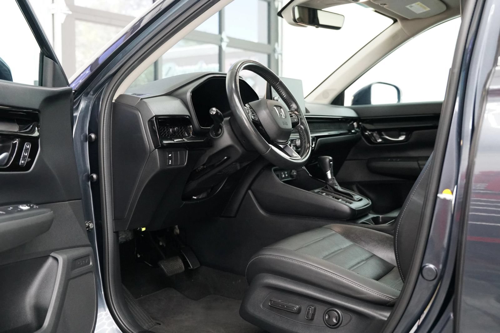 Used 2023 Honda CR-V EX-L image 20