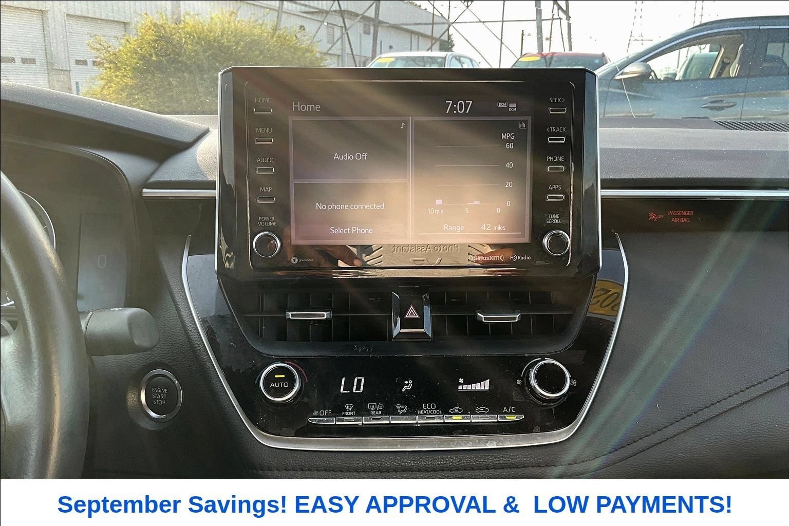 Used 2021 Toyota Corolla SE w/ SE Premium Package FWD image 13