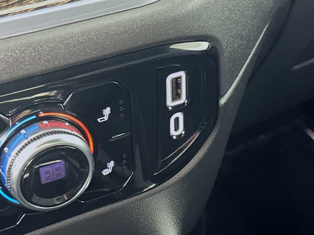 Used 2023 GMC Sierra 1500 Elevation image 31