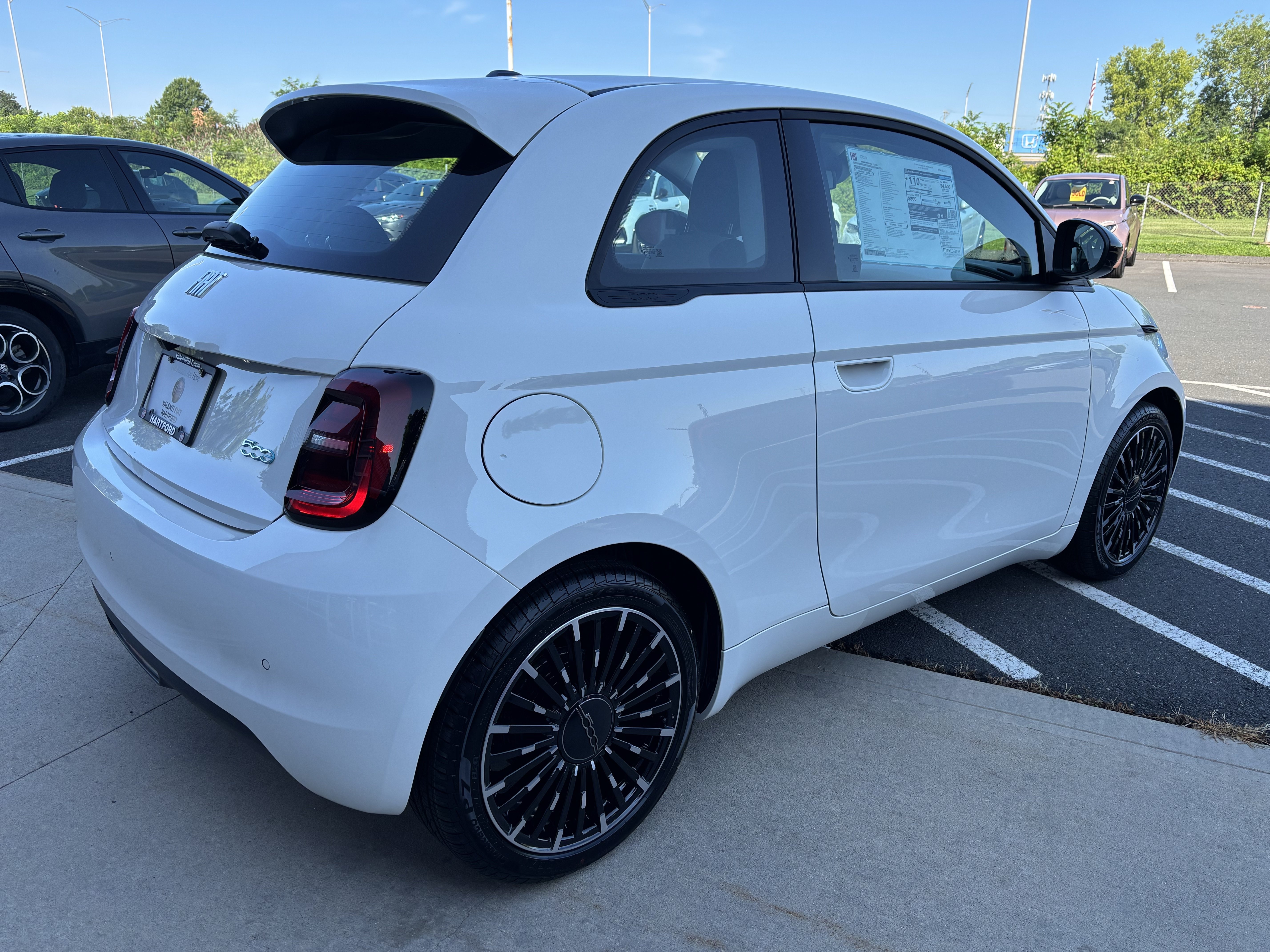 New 2026 FIAT 500 e w/ Comfort Group FWD image 7