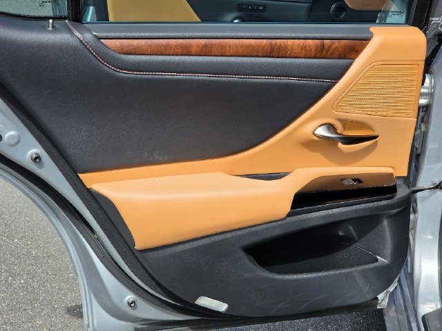 Used 2022 Lexus ES 350 w/ Premium Package FWD image 23