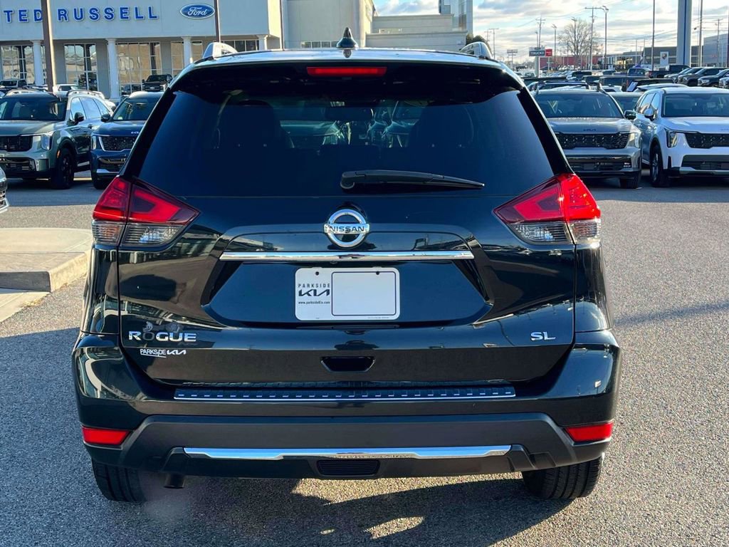 Used 2017 Nissan Rogue SL w/ SL Premium Package image 29