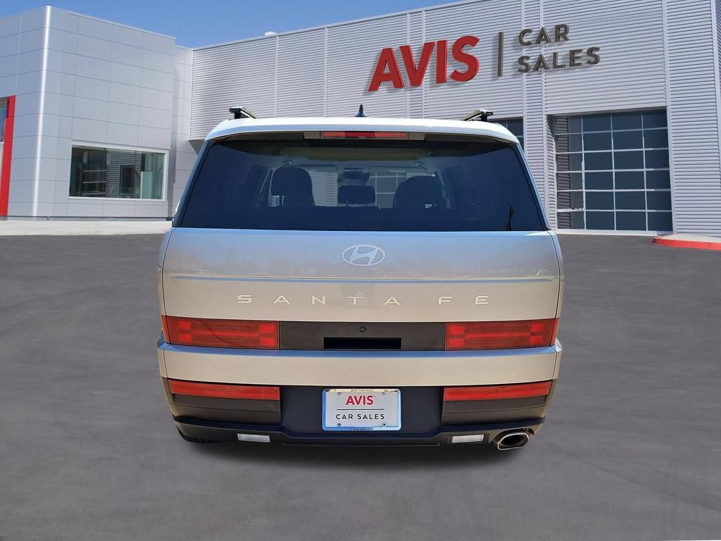 Used 2025 Hyundai Santa Fe SEL FWD image 7