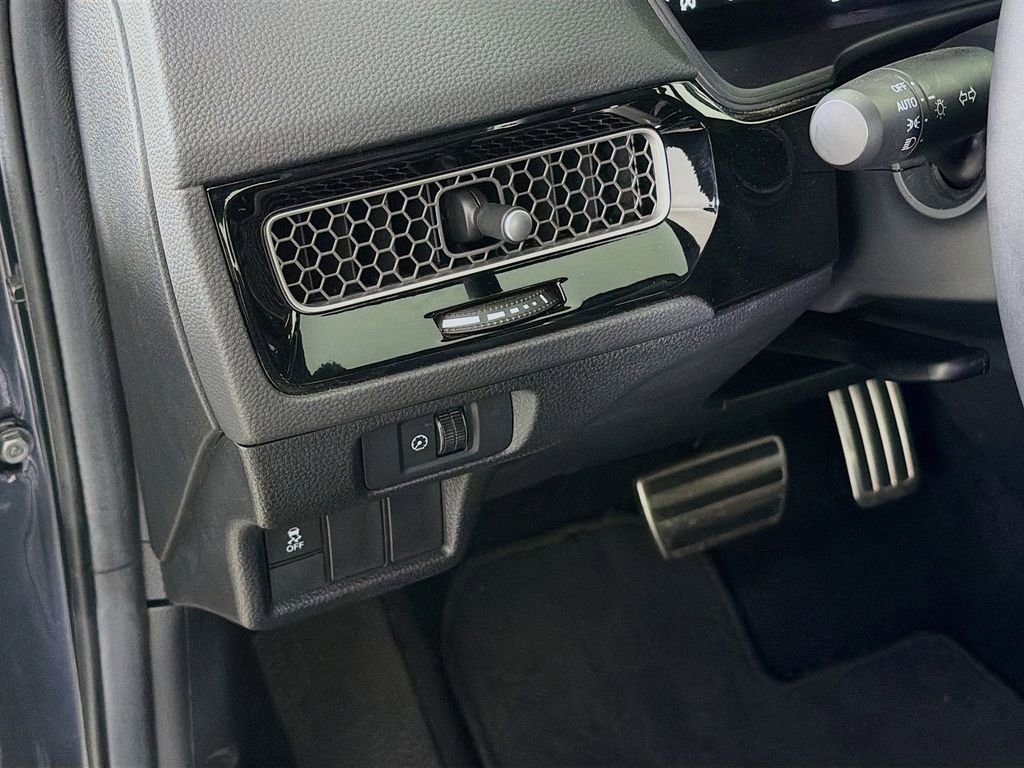 Used 2025 Honda Civic Sport image 12