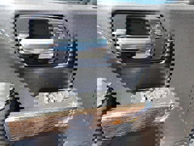 Used 2020 GMC Sierra 1500 Elevation w/ Elevation Value Package image 14