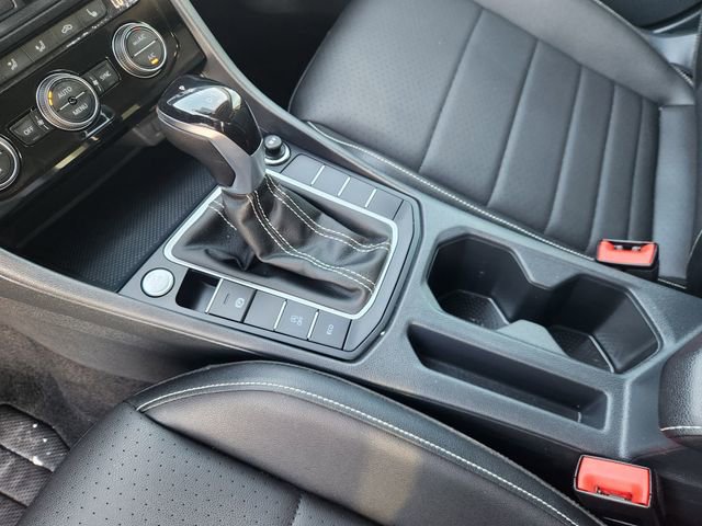 Used 2024 Volkswagen Jetta SE image 18