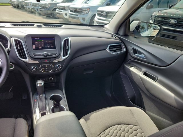 Used 2021 Chevrolet Equinox LT AWD/4WD image 23