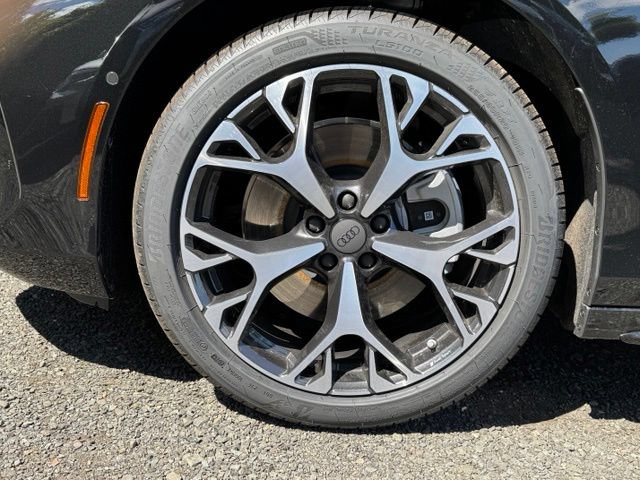 New 2026 Audi A6 Premium Plus AWD/4WD image 10