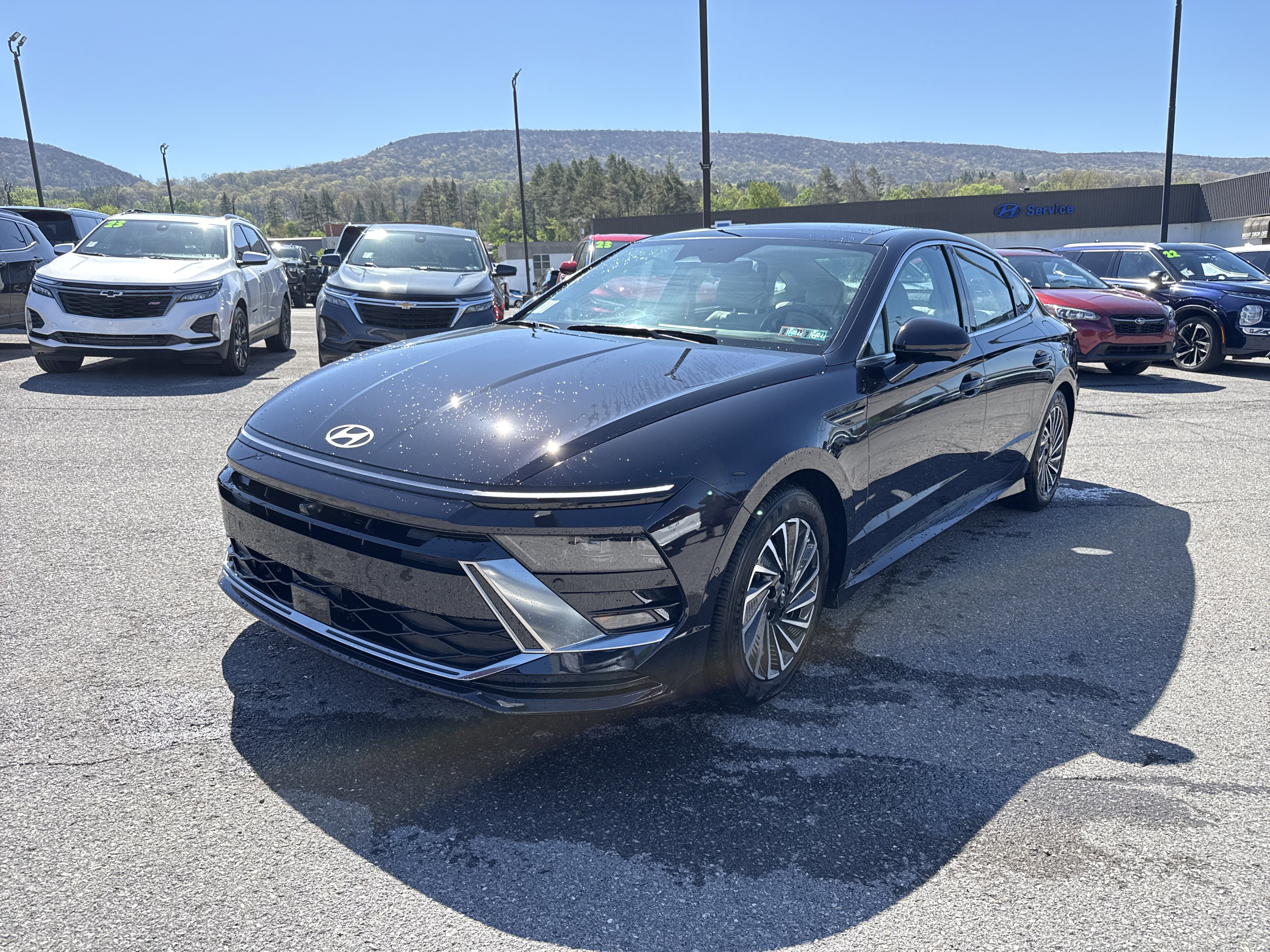 Certified 2025 Hyundai Sonata Limited FWD image 7