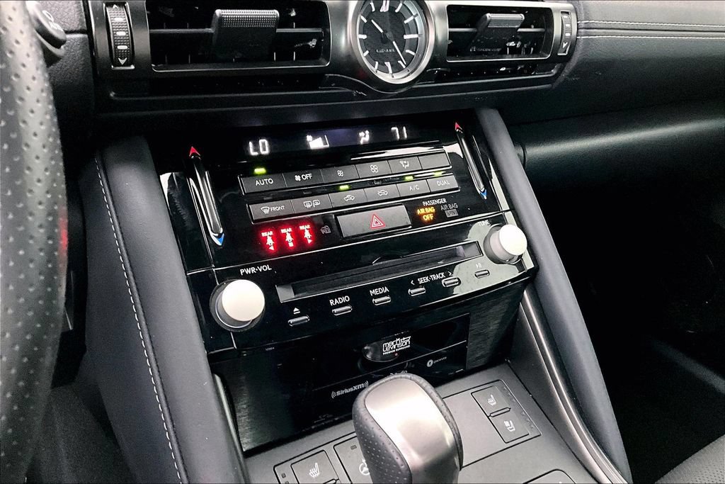 Used 2025 Lexus IS 500 w/ Accessory Package RWD image 28