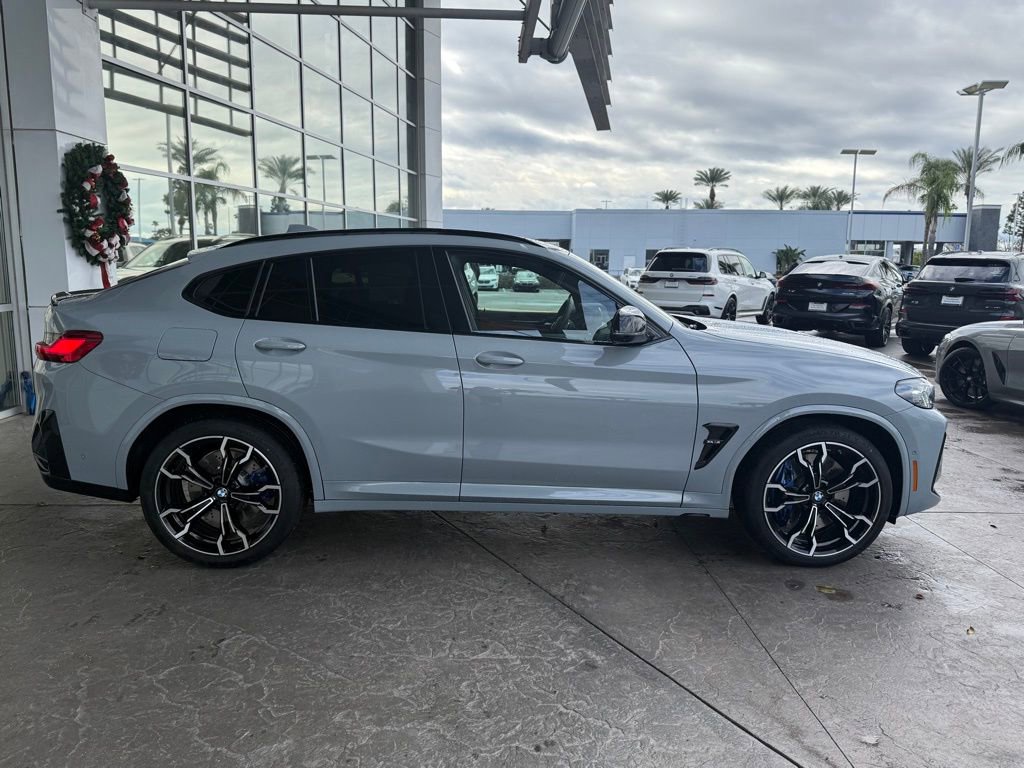 New 2025 BMW X4 M w/ Competition Package image 3