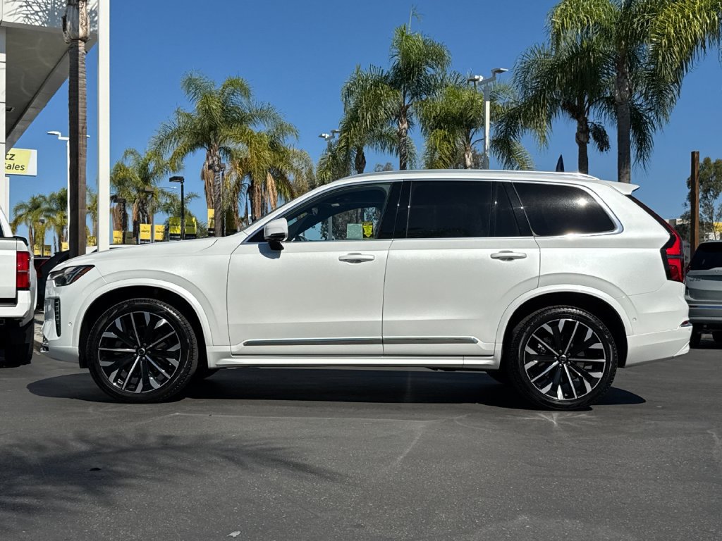 Certified 2026 Volvo XC90 B6 Plus AWD/4WD image 2