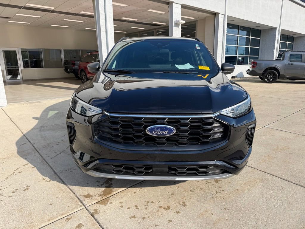 Used 2024 Ford Escape ST-Line w/ Tech Pack #1 image 2