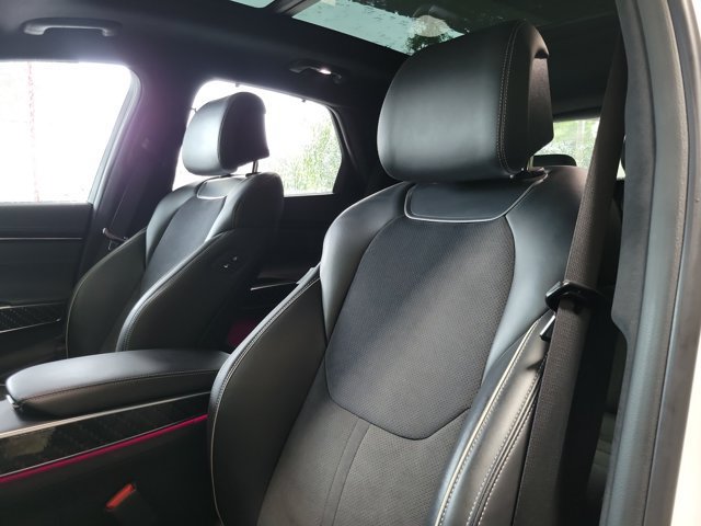 Certified 2022 Genesis GV70 3.5T Sport w/ Sport Prestige Package AWD/4WD image 17
