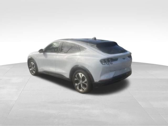 Certified 2022 Ford Mustang Mach-E Premium AWD/4WD image 8