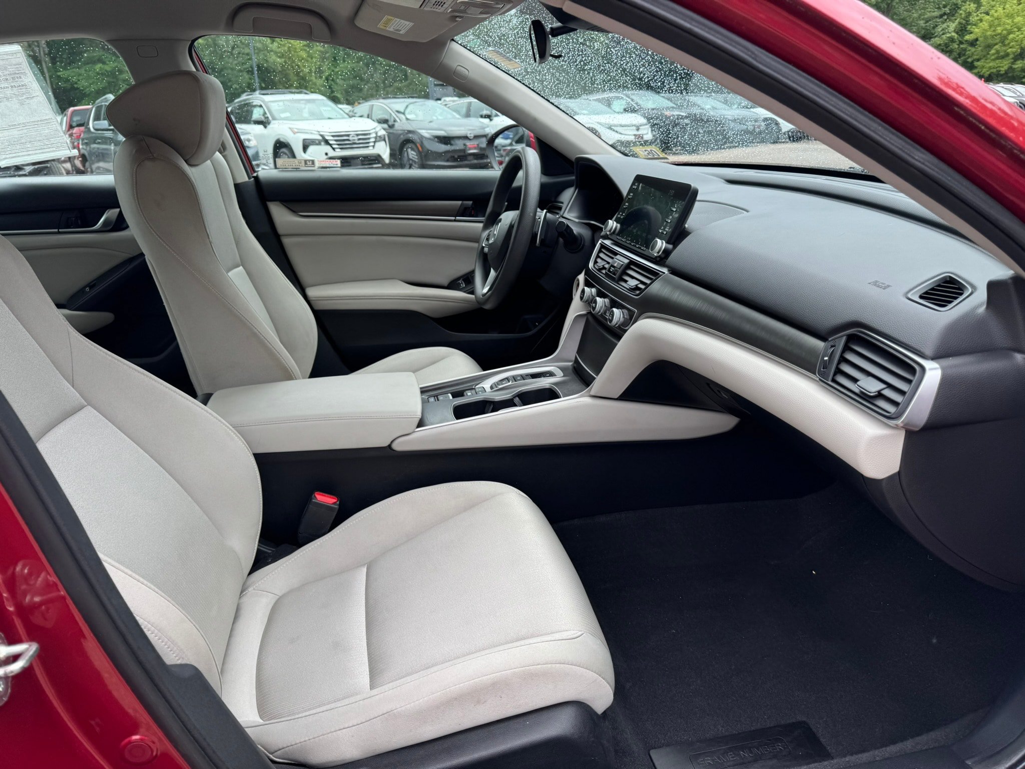 Used 2018 Honda Accord Hybrid image 11