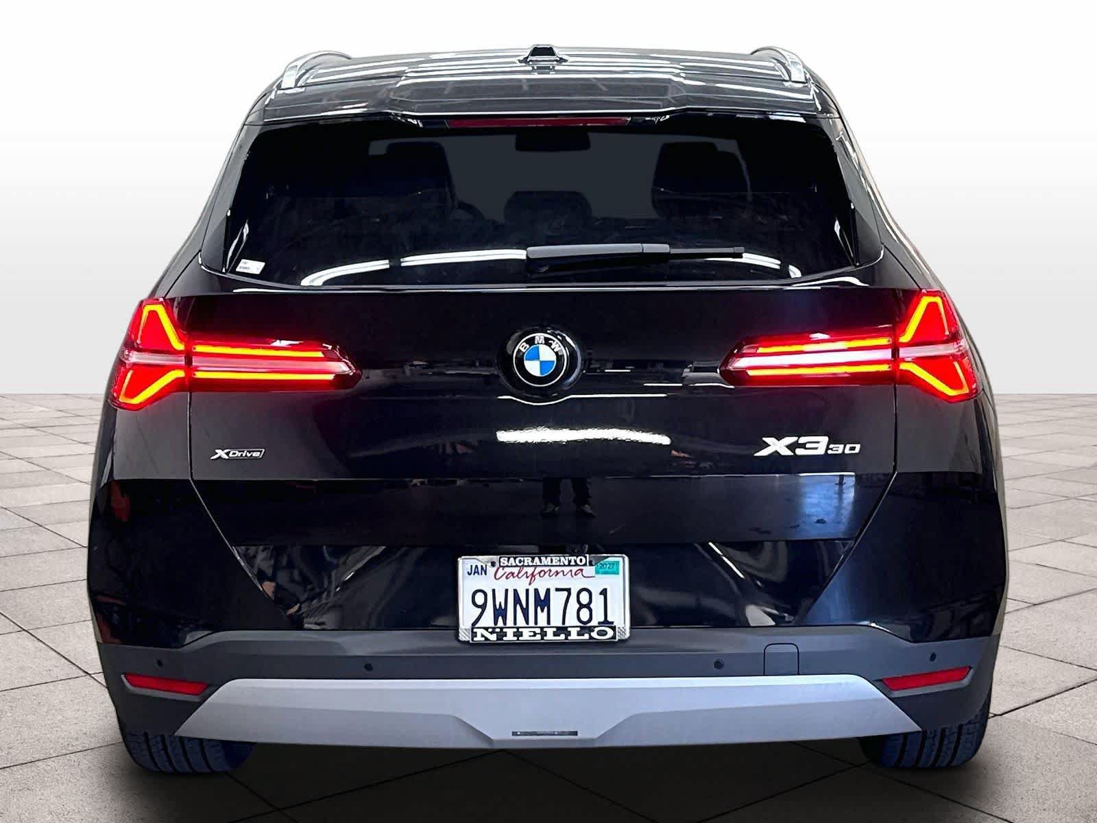 Used 2026 BMW X3 xDrive30i w/ Premium Package AWD/4WD image 7