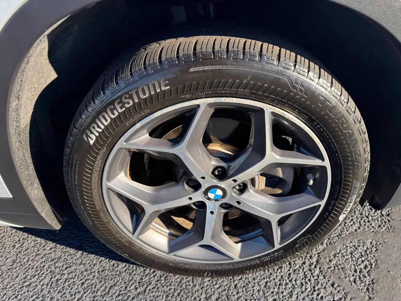 Used 2018 BMW X1 xDrive28i AWD/4WD image 16