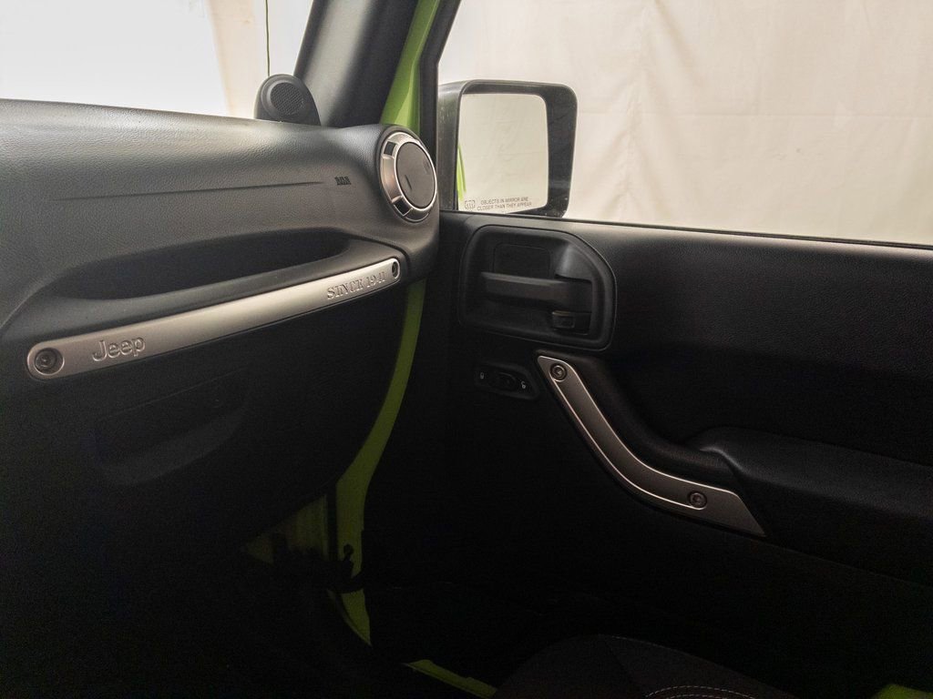 Used 2013 Jeep Wrangler Unlimited Sahara w/ Connectivity Group image 23