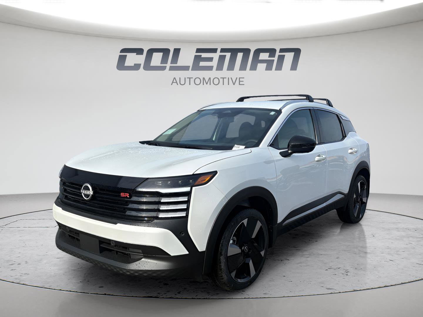 New 2026 Nissan Kicks SR w/ Cold Weather Package