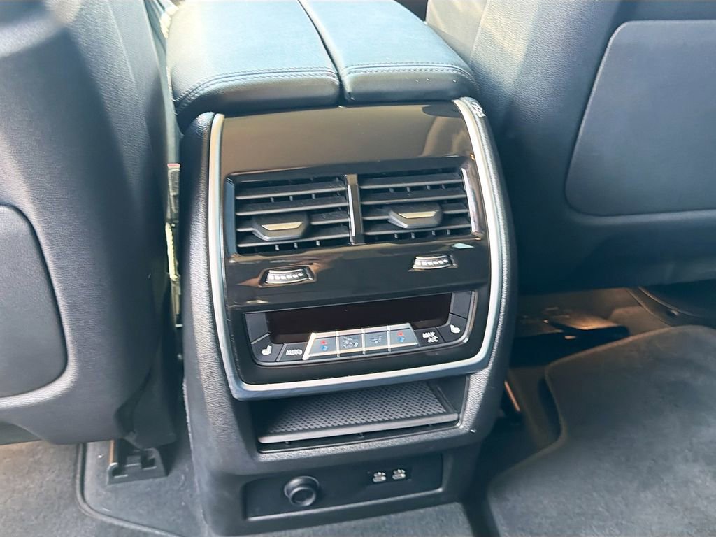 Used 2024 BMW X7 xDrive40i AWD/4WD image 20