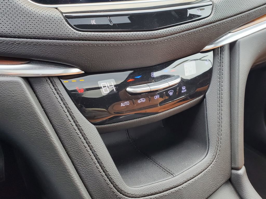 Certified 2022 Cadillac XT5 Premium Luxury image 35