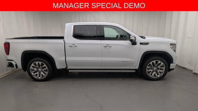 Used 2026 GMC Sierra 1500 Denali w/ Denali Reserve Package AWD/4WD image 4