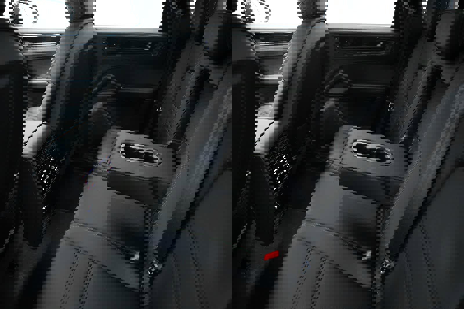 New 2025 Porsche Cayenne GTS image 38