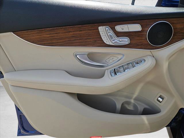 Used 2022 Mercedes-Benz GLC 300 image 10