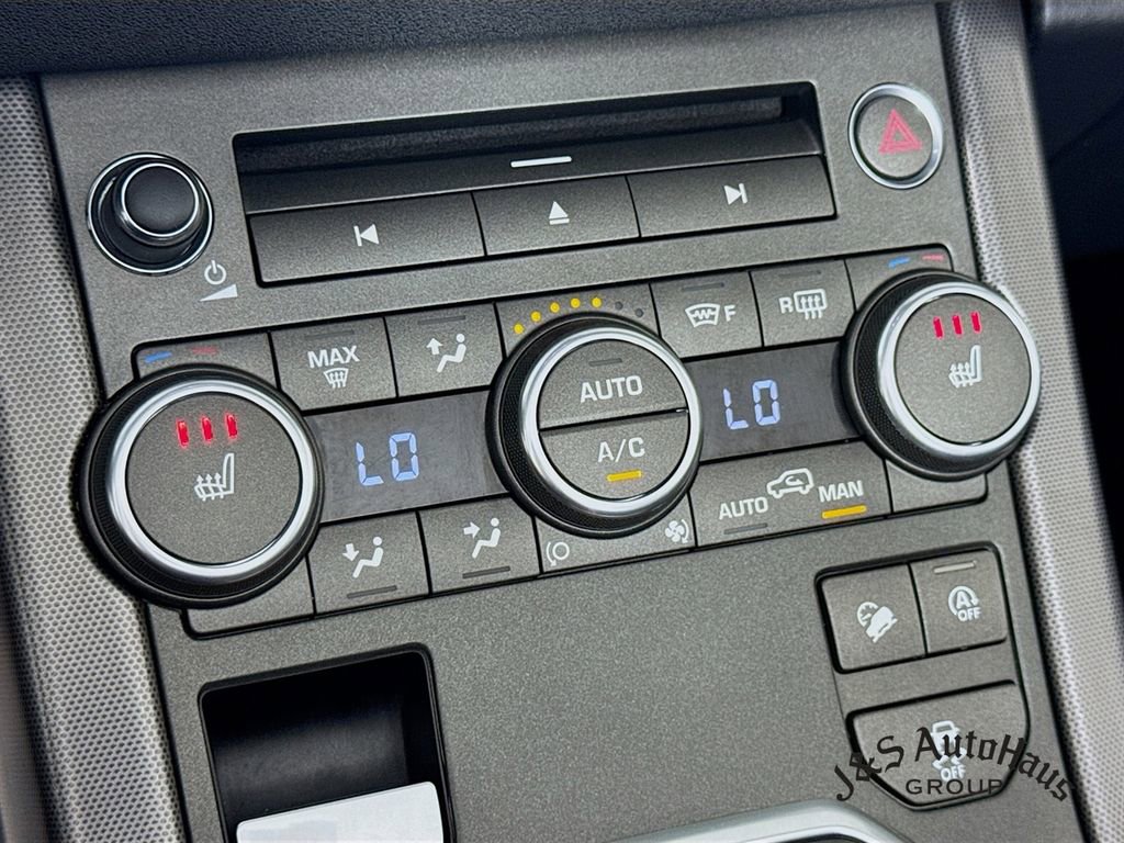 Used 2018 Land Rover Range Rover Evoque SE Dynamic image 26