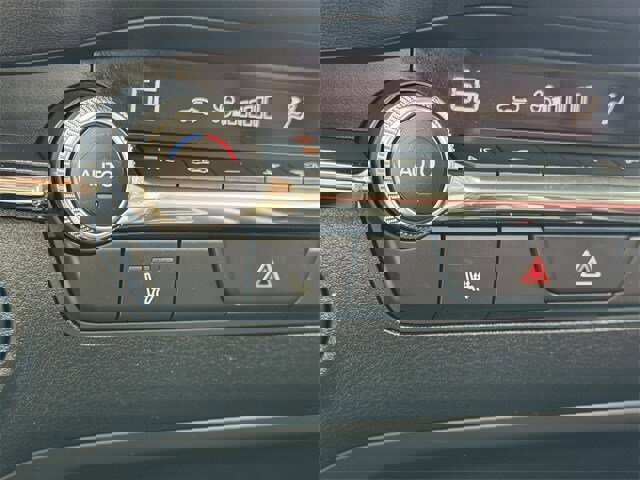 Used 2025 MAZDA MAZDA3 s image 21