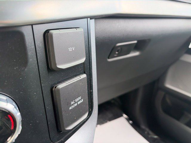 Used 2023 Ford F150 Lariat w/ Equipment Group 502A High AWD/4WD image 23