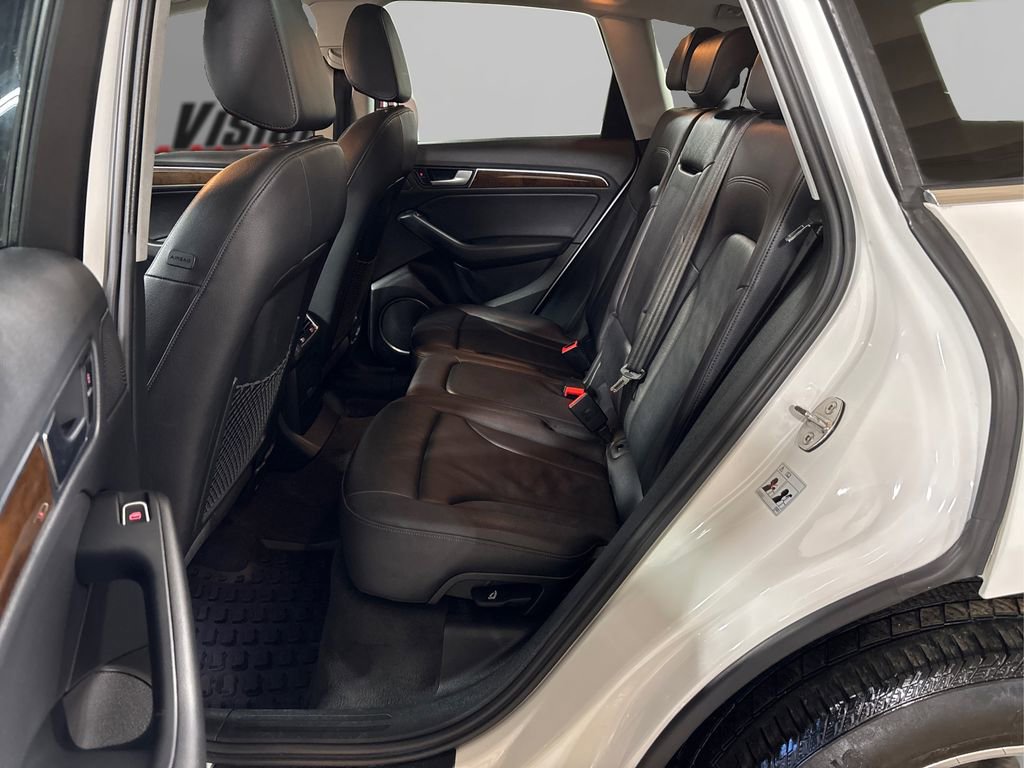 Used 2016 Audi Q5 2.0T Premium Plus w/ Technology Package image 10