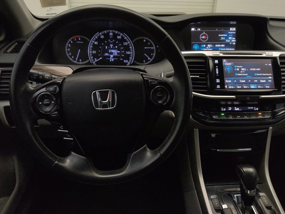 Used 2017 Honda Accord EX-L image 22
