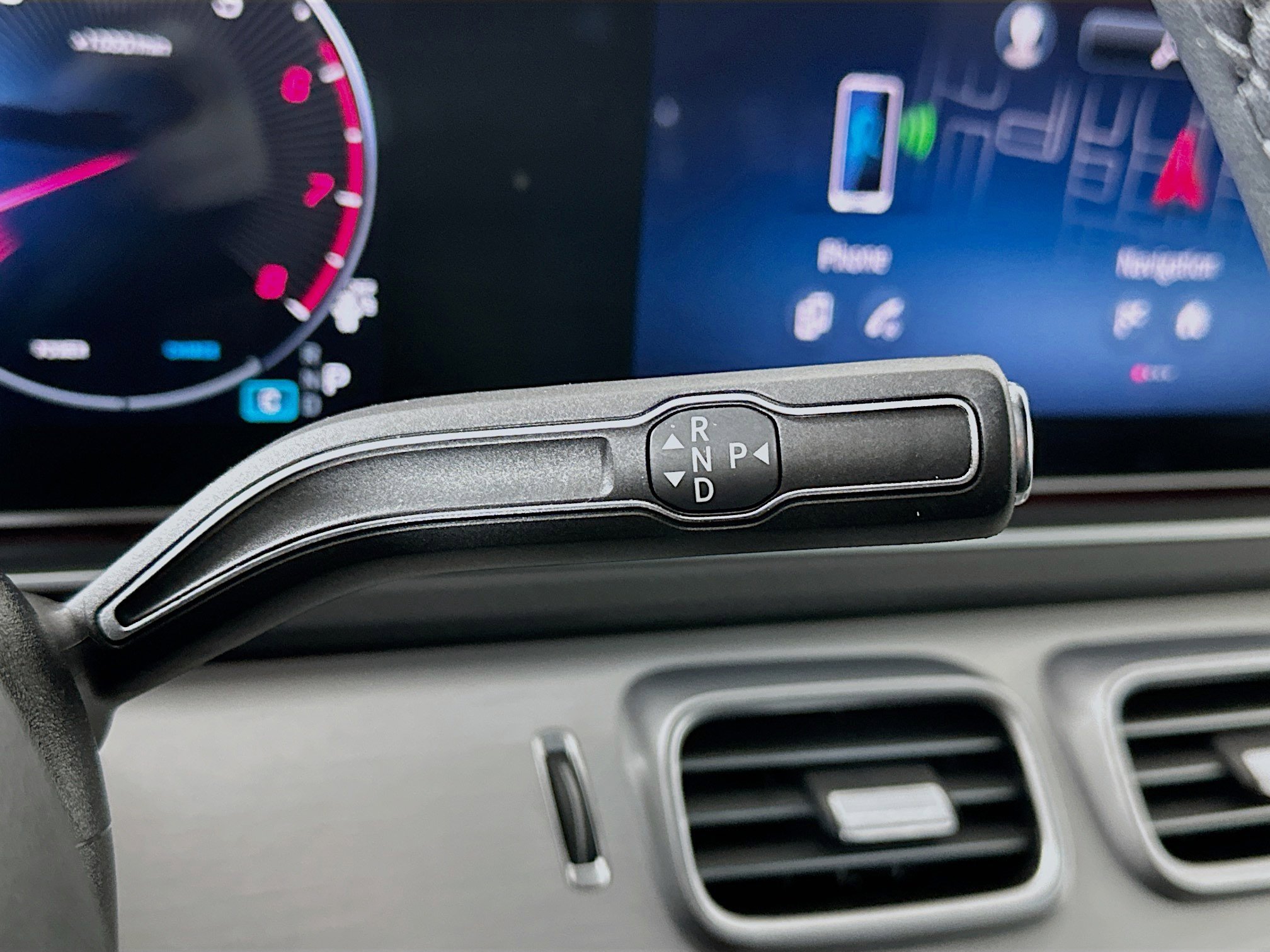 Certified 2025 Mercedes-Benz GLS 450 4MATIC image 17