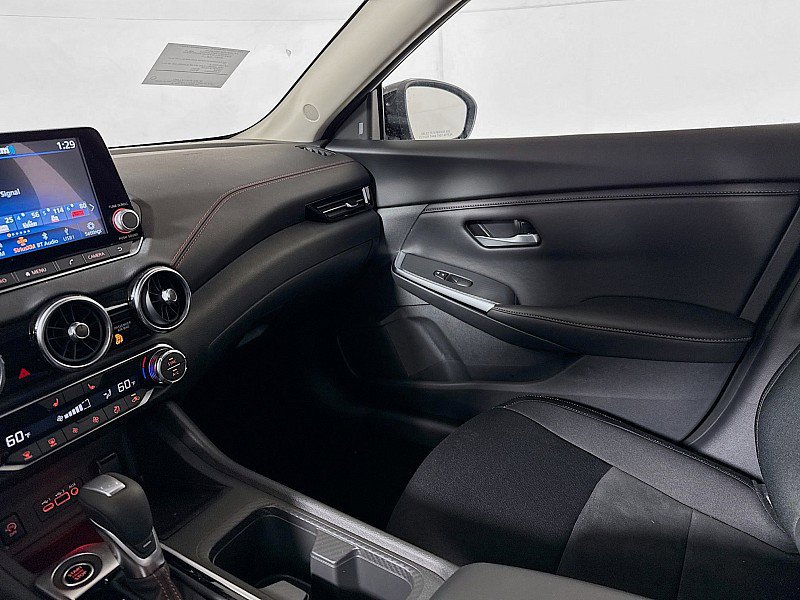 Used 2025 Nissan Sentra SR w/ Midnight Edition FWD image 23