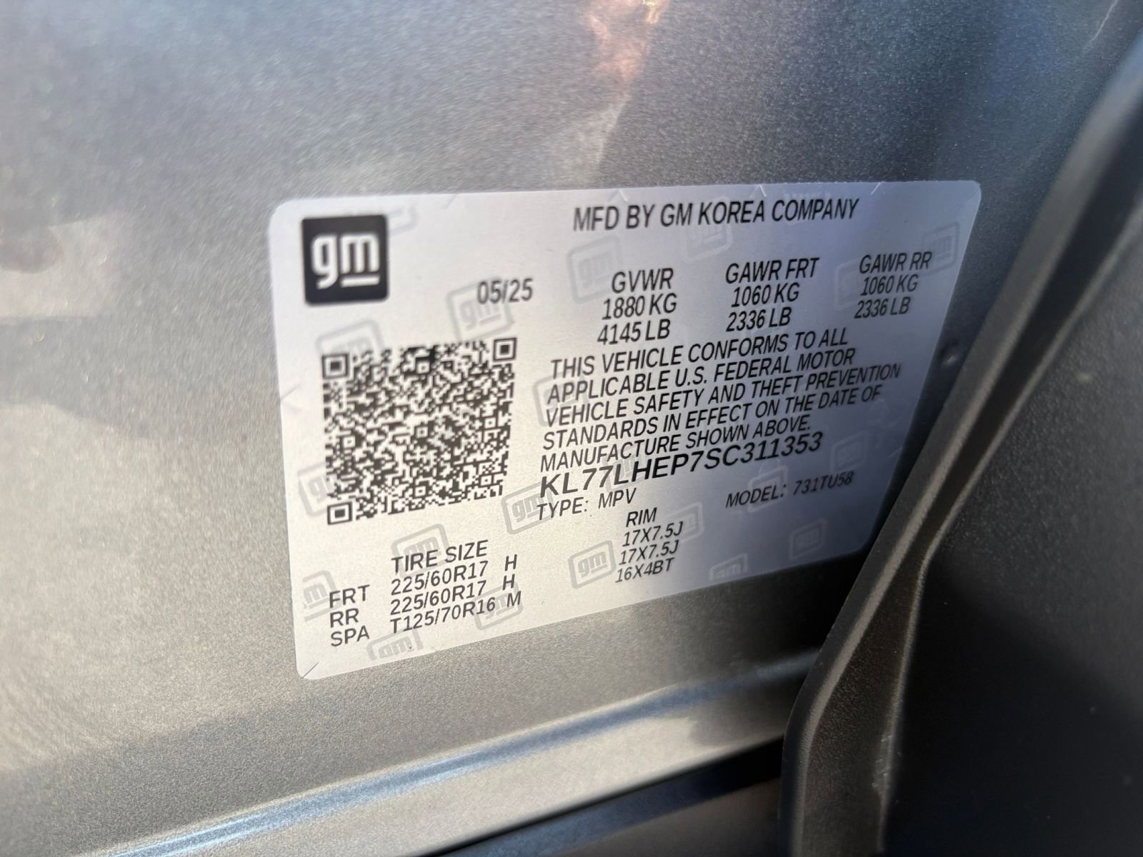 Used 2025 Chevrolet Trax LT FWD image 28