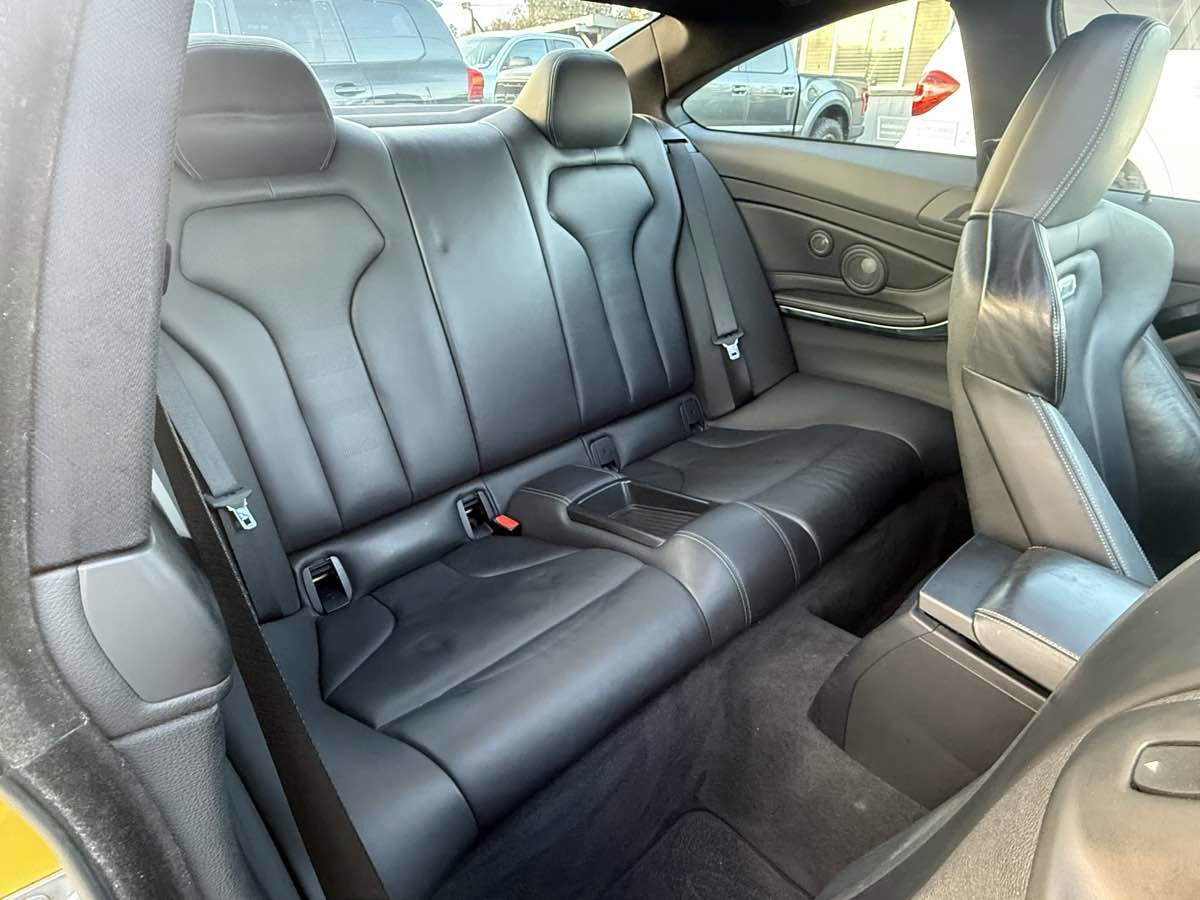 Used 2015 BMW M4 Coupe image 9