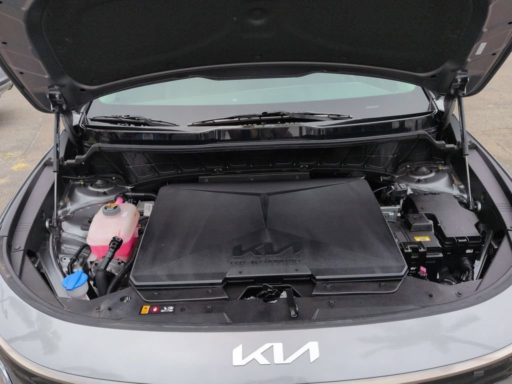 Certified 2023 Kia Niro Wind FWD image 31
