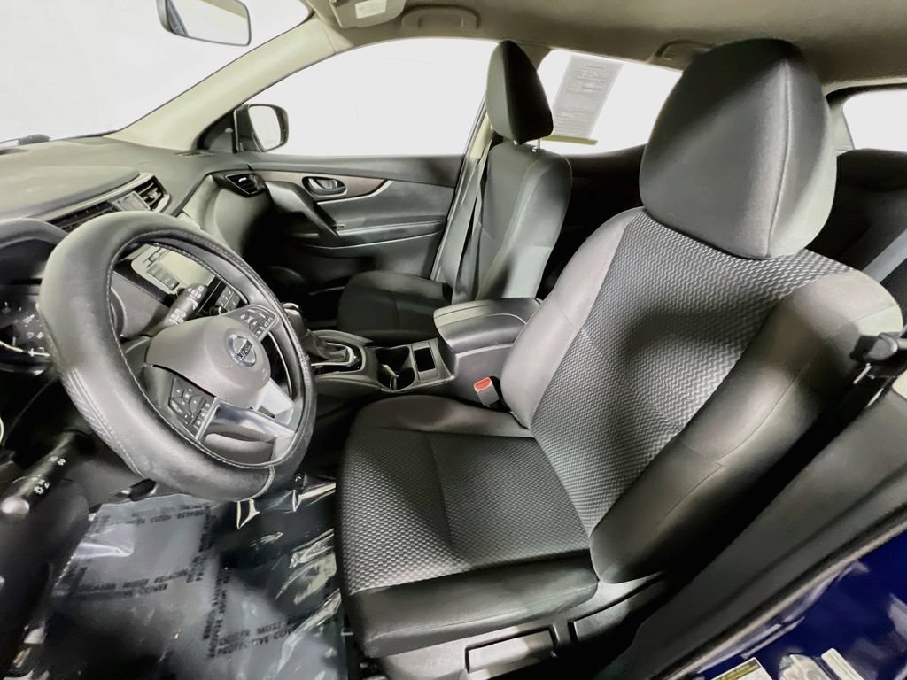 Used 2019 Nissan Rogue Sport S w/ Appearance Package FWD image 18
