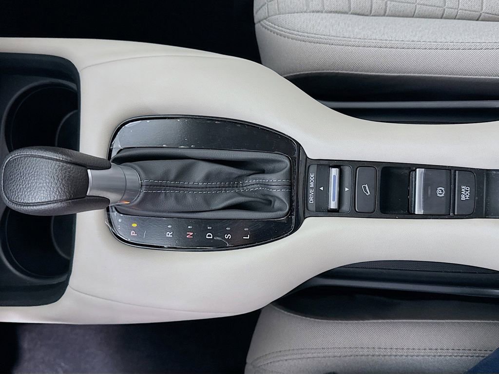 Certified 2024 Honda HR-V LX image 28