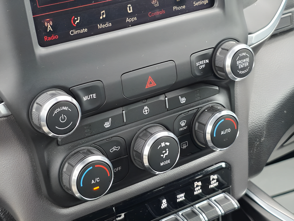 Used 2019 RAM 1500 Big Horn AWD/4WD image 20