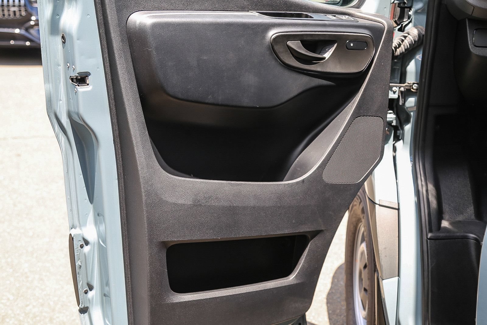 Used 2024 Mercedes-Benz Sprinter 2500 image 20