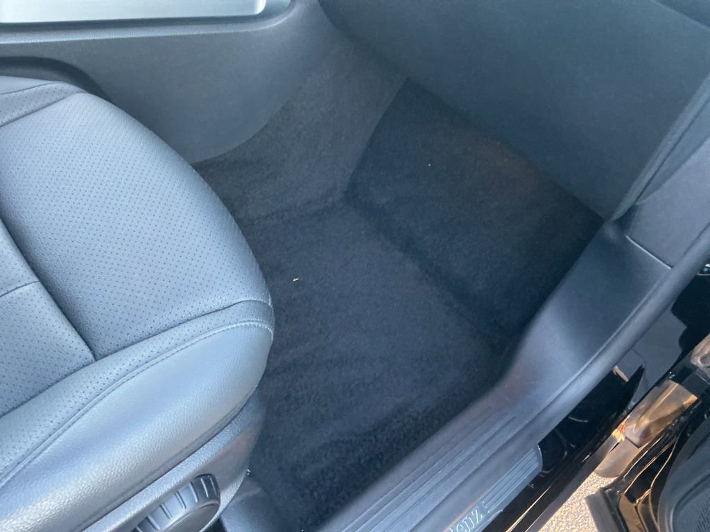 Used 2022 Mercedes-Benz GLB 250 image 21