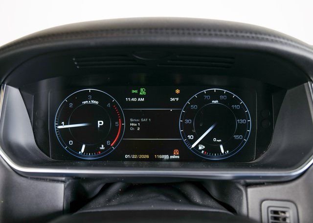 Used 2016 Land Rover Range Rover HSE image 17