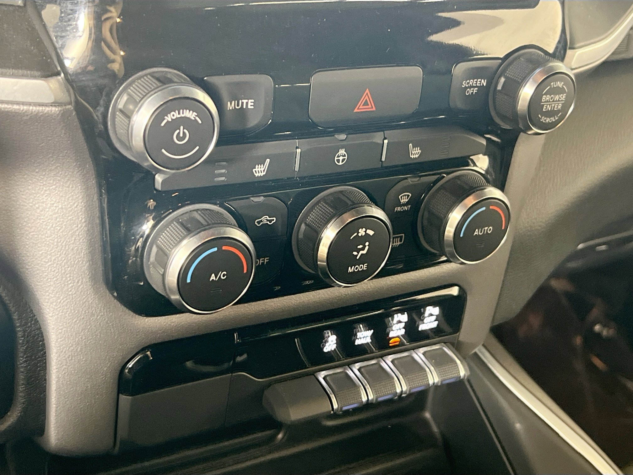 Used 2022 RAM 1500 Big Horn image 16