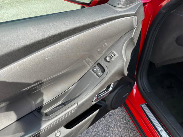 Used 2010 Chevrolet Camaro SS w/ White Stripe Package image 19