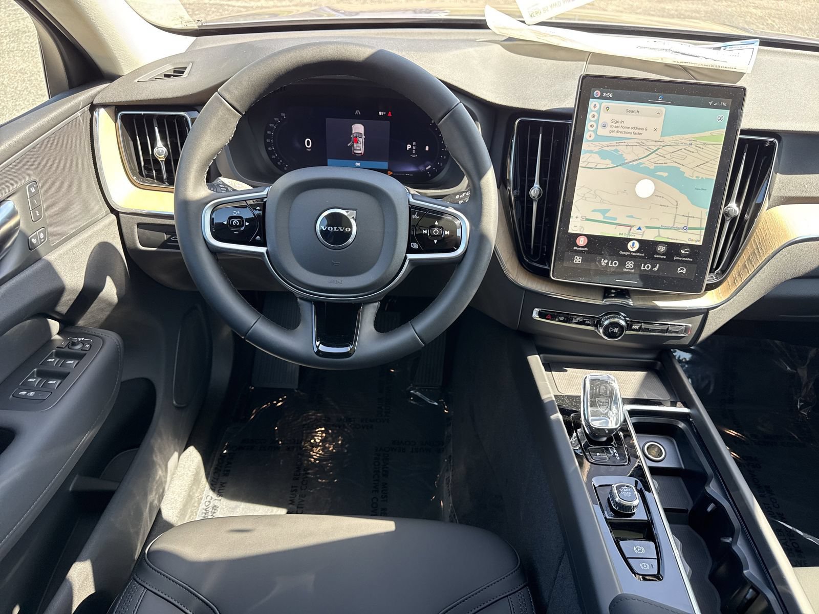 New 2026 Volvo XC60 B5 Core w/ Climate Package AWD/4WD image 17